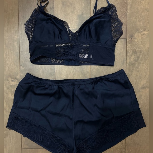 La vie en rose pajama/lingerie set - Picture 1 of 4